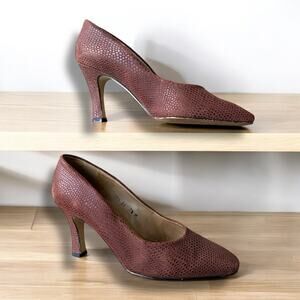 Bandolino Snakeskin Look Pumps GUC